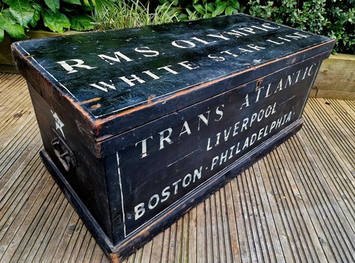Antique steamer travel - steamer, trunk