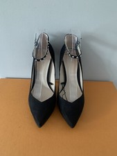 Zara Women’s Black Suede