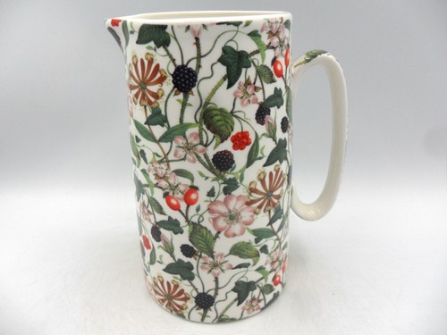 Medium size jug hedgerow - size,