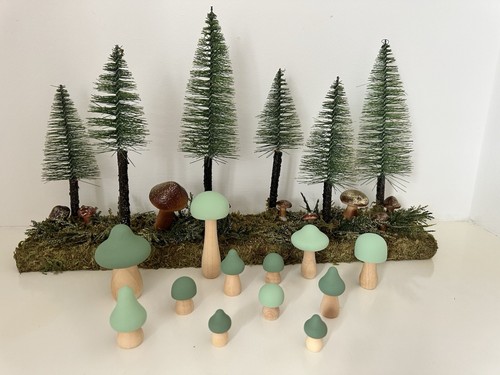 8pcs green painted wooden - painted,