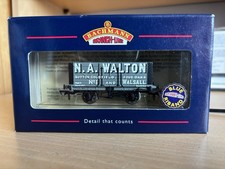 bachmann 37-2002, OO, 7 Plank Warley Club Wagon, N.A.WALTON, Mint Unused !