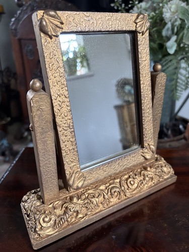 Antique gold gesso photo - gesso,