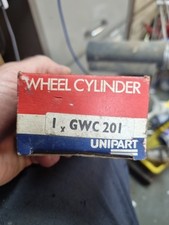 FORD ESCORT Mk1 (1968-1975) REAR BRAKE WHEEL CYLINDER nos