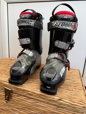 Atomic live fit ski boots