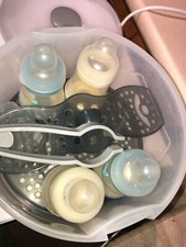 Boots Microwave Steriliser Tongs. 4 Bottles No Teats with Munchkin Drying Rack