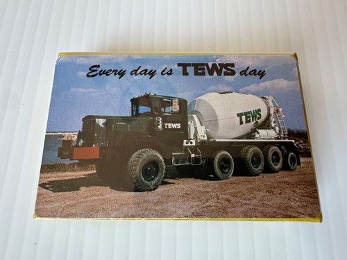 Vintage oshkosh truck - oshkosh,