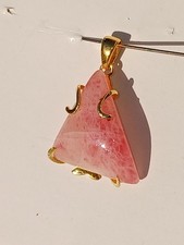 Tugtupite Pendant Gemmy Stone