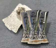 Tottenham Hotspur. Triple EUFA