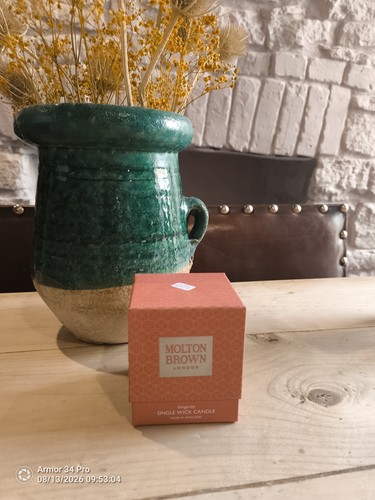 Molton brown candle - molton,