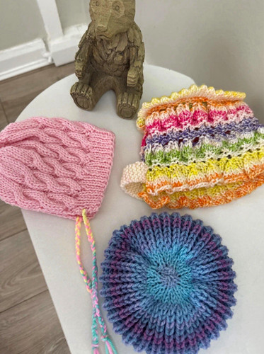 Wool knit baby bonnet - 3x,