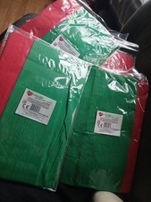 4x Pairs Of Green & Red