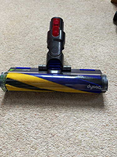 Dyson fluffy optic vacuum - dyson,