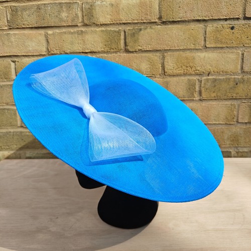 Turquoise white bow wide - white, brim