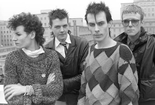 Kevin haskins daniel ash pete - haskins,