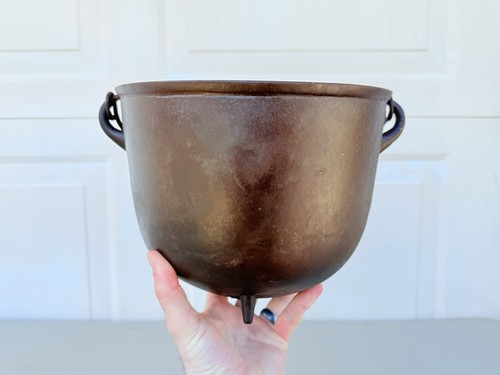 Antique cast iron bean pot - antique,