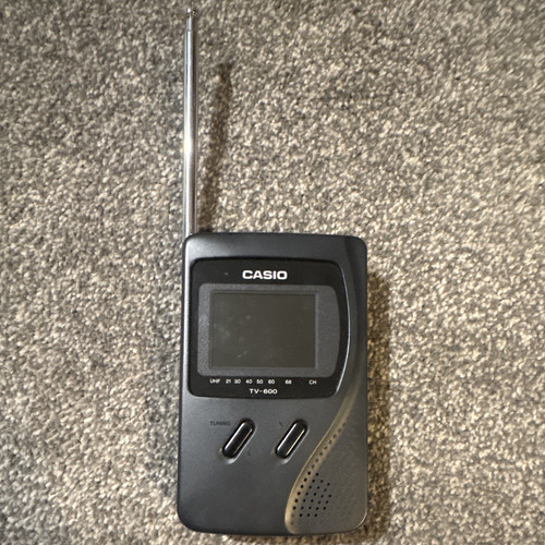 Casio 600 2in - 2in, lcd
