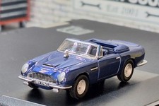 Aston Martin DB6 Volante