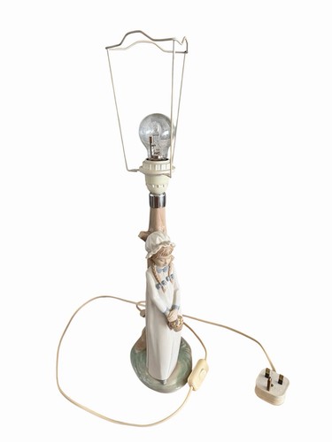 Vintage nao lladro lamp girl - vintage,