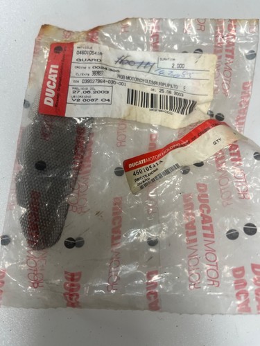 New genuine ducati 748 - new,