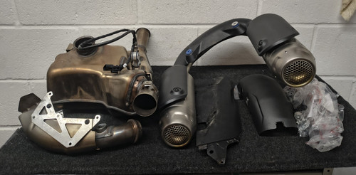 Ducati panigale exhaust - ducati,