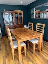Myakka Mallani Dining Table & 4 Chairs 