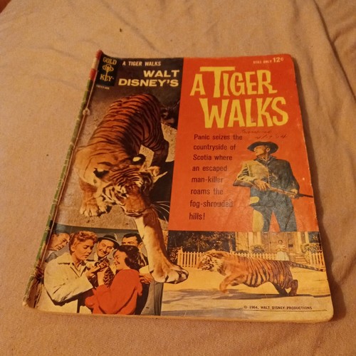 Walt disney tiger walks - walt,