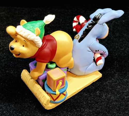 Hallmark keepsake 1999 winnie - hallmark,