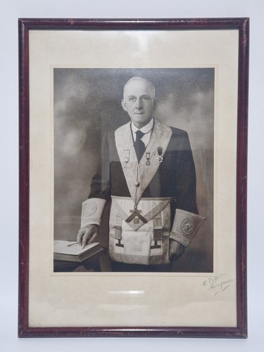 Vintage masonic photograph - photograph,