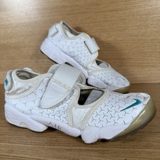 Nike Air Rift Split Toe Trainers Size 7.5 UK White with Pattern (2009 Model)