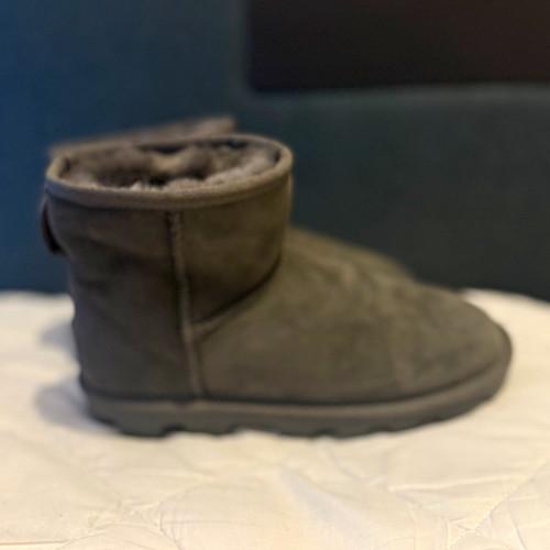 Ugg grey suede ankle bootie - ugg,