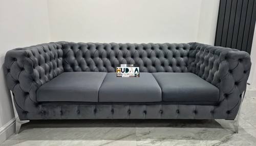 Chesterfield three seater - chesterfield, three-seater