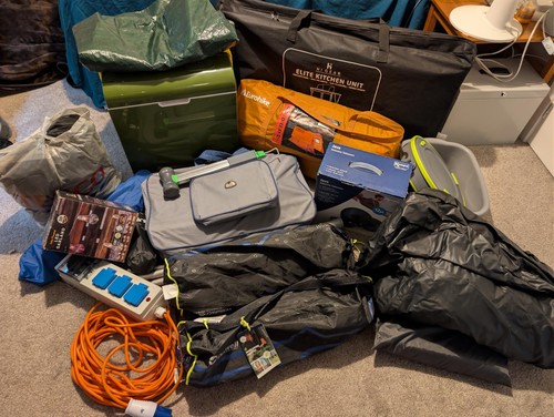 Job lot camping equipment - , +