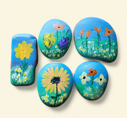 Handpainted beach pebbles - handpainted,