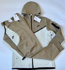 NIKE SPORTSWEAR TECH FLEECE