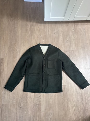 Dark olive v neck - dark,