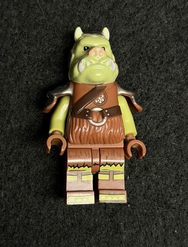 Gamorrean guard olive green - gamorrean,