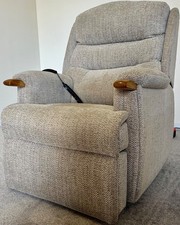 HSL LUXURY ELECTRIC RISER