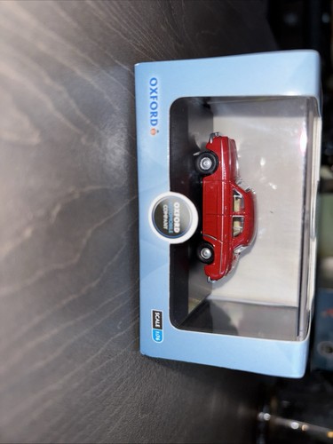 Red renault dauphine 76rd004 - renault,