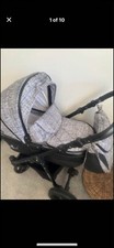 Venicci fashion black pram 