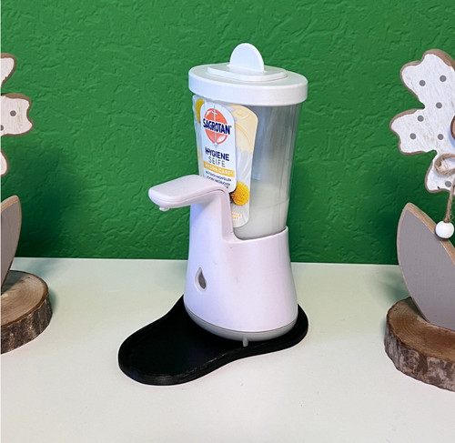 Refill lid and drip - and, for