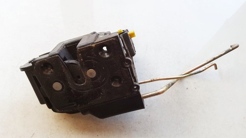 Door lock mechanism front - door,