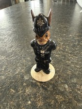Vintage 1987 ROYAL DOULTON Policeman Bunnykins Figurine England SIGNED