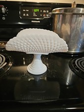 Vintage LE Smith diamond point banana boat excellent 5.5 Tall   7 inches Wide 