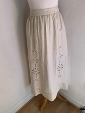Zara beige A line skirt S VGC midi natural embroidered lace trim