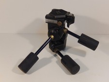 MANFROTTO 229 3-WAY Super Pro tripod head quick release plate in Good Condition