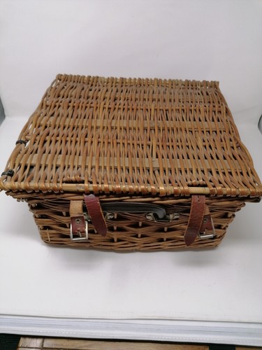 Vintage brexton whicker picnic - vintage,
