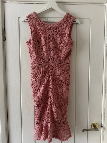 Dusty pink lace midi dress - pink,
