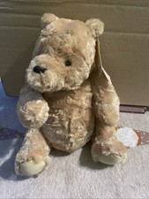 Gund Classic Pooh Bear 11-inch