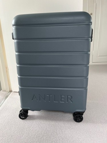 Antler logo medium exp - antler, hc