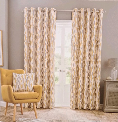 Dunelm elements triangle ochre - triangle,